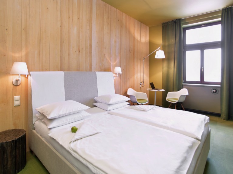 LAST FREE ROOMS ONLY ON OUR WEBSITE LAST FREE ROOMS ONLY ON OUR WEBSITE