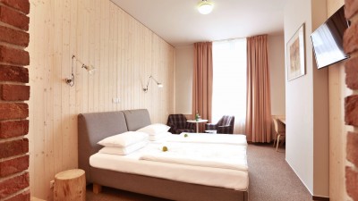 10% DISCOUNT FOR DIRECT BOOKING 10% DISCOUNT FOR DIRECT BOOKING